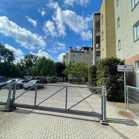 Przy Warszawskiej Centrum - Parking Appartement